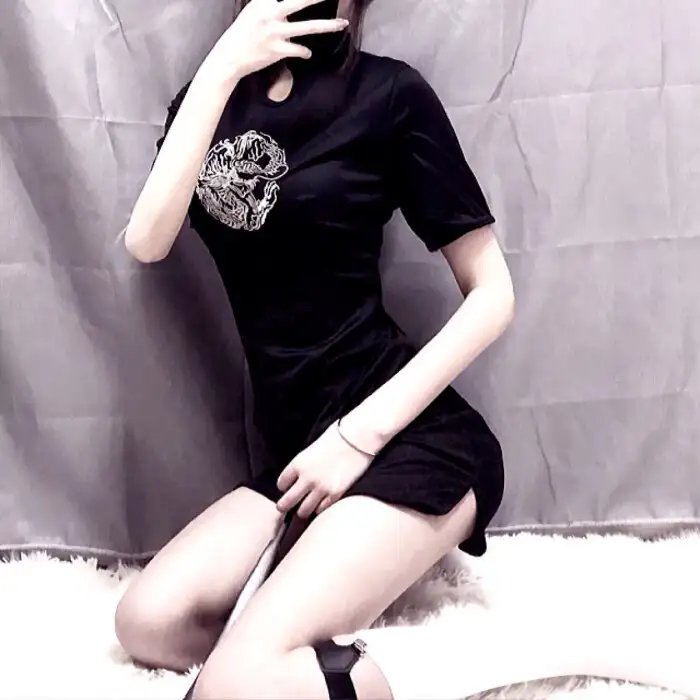 警察李“酒瓶